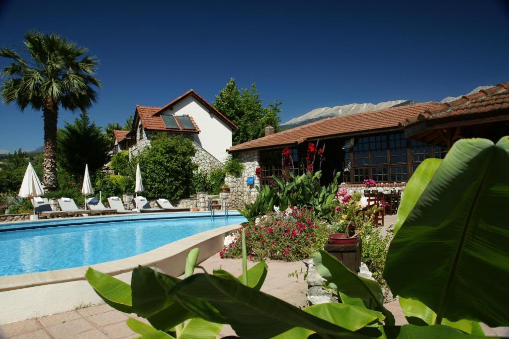 Mountain Lodge Hotel Doger Koyu Exterior photo